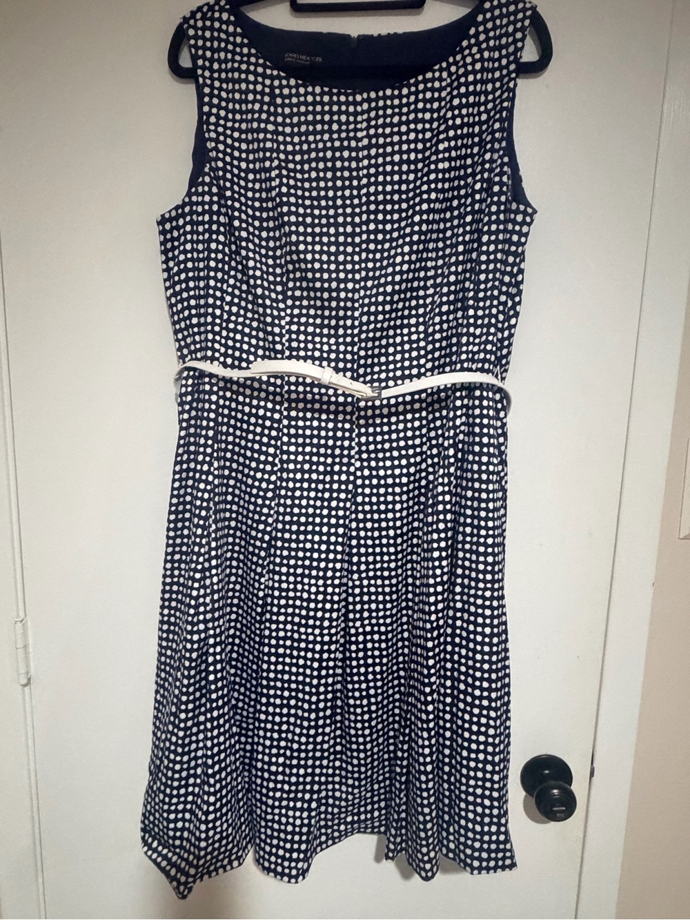 Jones New York Navy and White Polka Dot Sleeveless Dress with White Belt